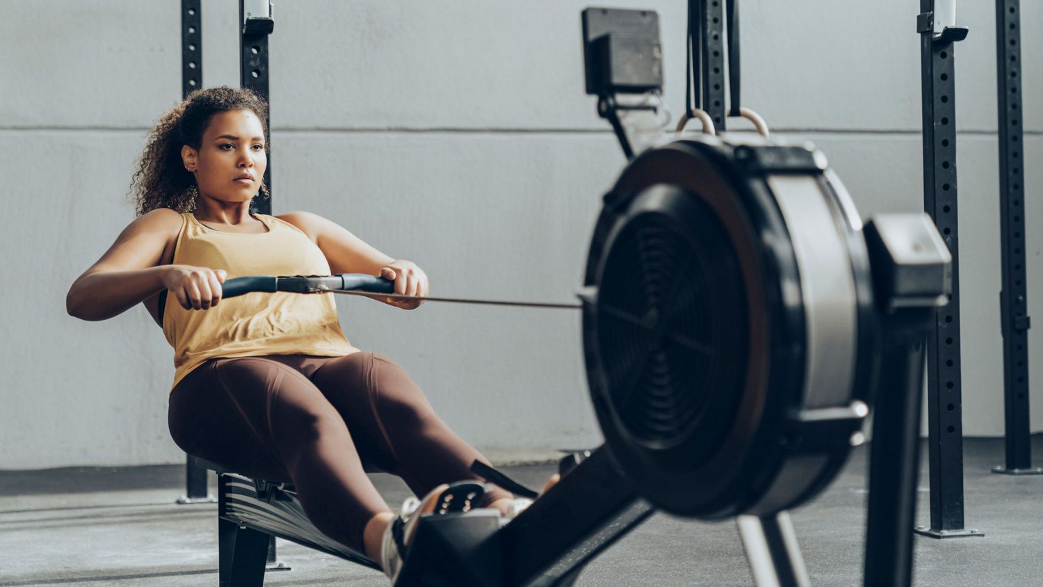 The Ultimate Guide to Choosing the Perfect Rowing Machine for Your Home Gym